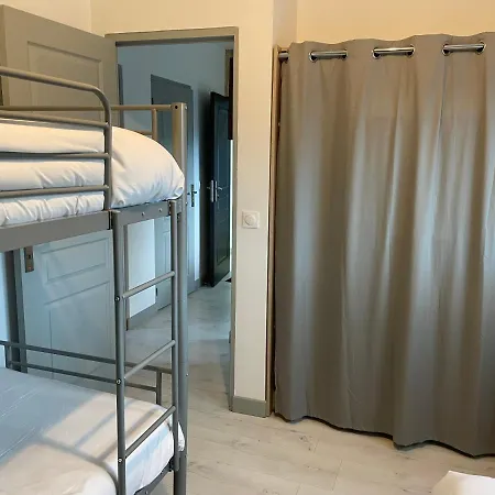 Logementprivatif En Famille A Apartamento *